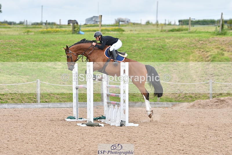240609A-142622-06158 - Cls 19 Snr Foxhunter and 1.20m Open