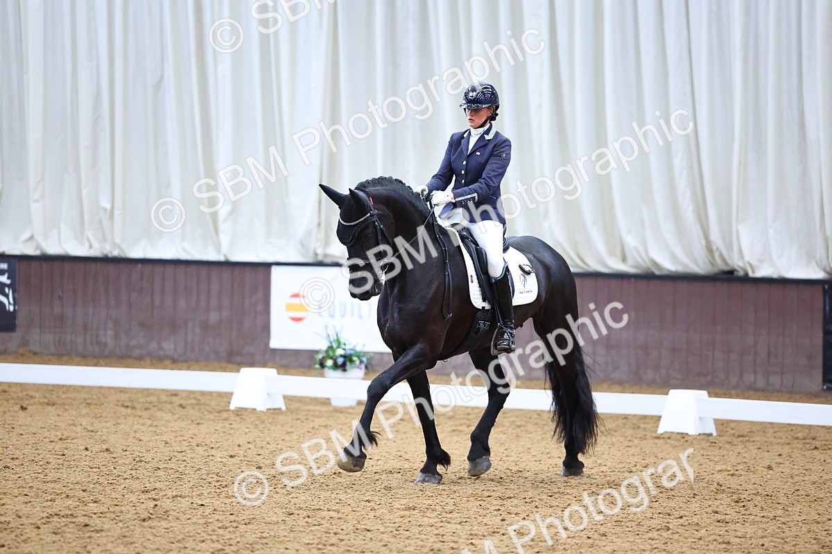 SBM_006589 - Class 5 - novice 6 - 12.04-13.07