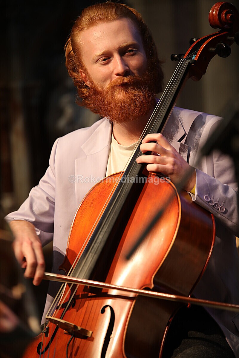 FOLK N BLUES-448 - FOLK and BLUES SEPT 2022