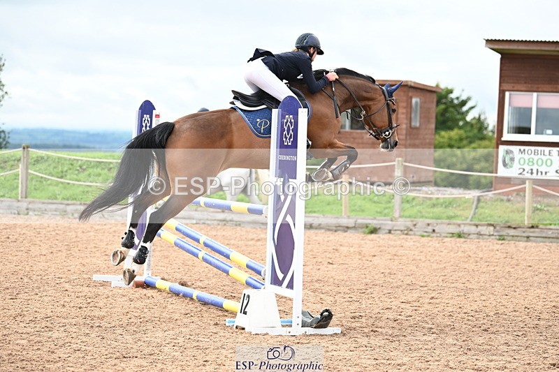 240908A-135034-04124 - Cls 15 U21 Intro 90cm-1.00m  Team Comp