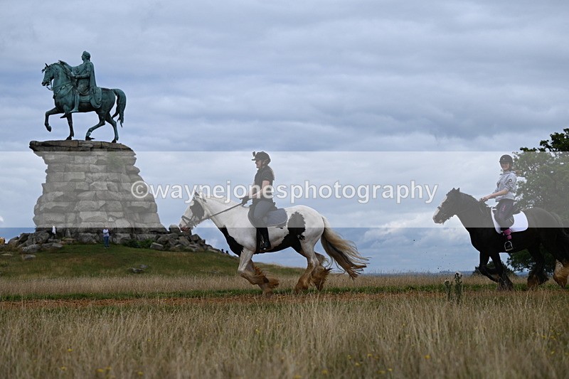 DSC_6661 - Time at Statue 12:45 to 13:15