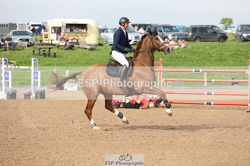 240511A-170034-15135 - Cls 38 National 1.40m Open