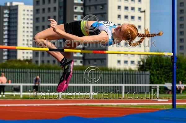 Age25SAT-916207 - Field Female Set Two