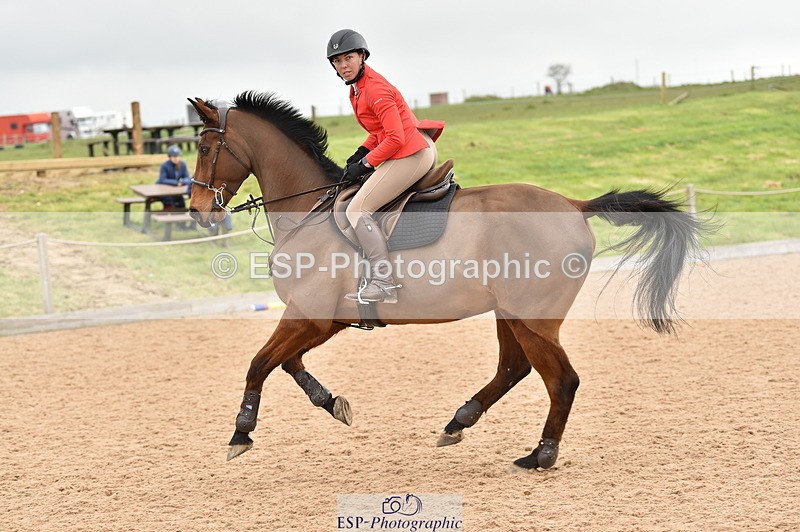 240331A-113348-00740 - 1m First Round