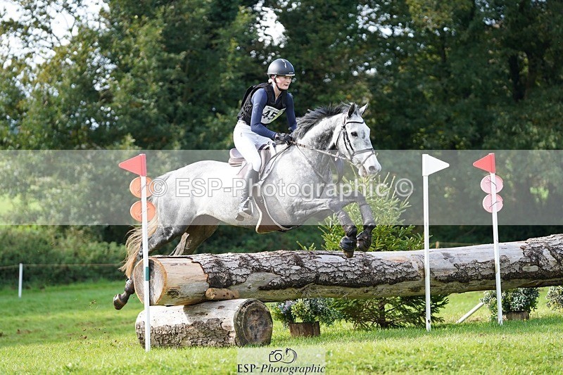 231021-140712-19190 - 451-THE.GREY.DANCER-Alice.Sandiford-SC+XC