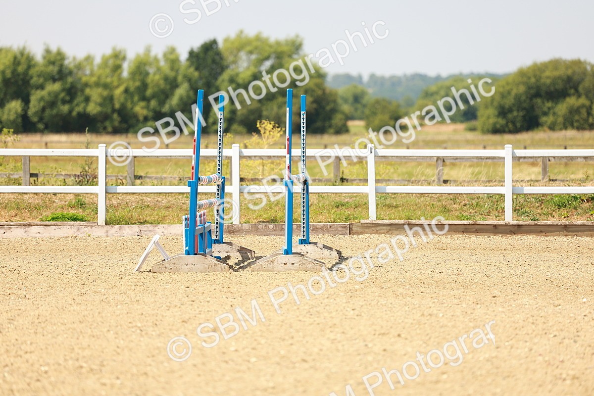 SBM_001640 - Class 4 - Senior Newcomers - 1.10m