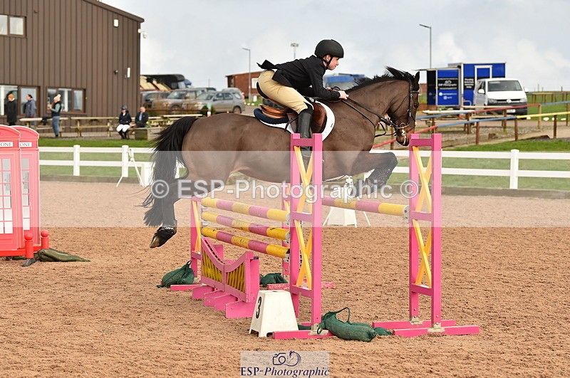 240210A-125330-01256 - Cls 9 Foxhunter & 1.10m Open