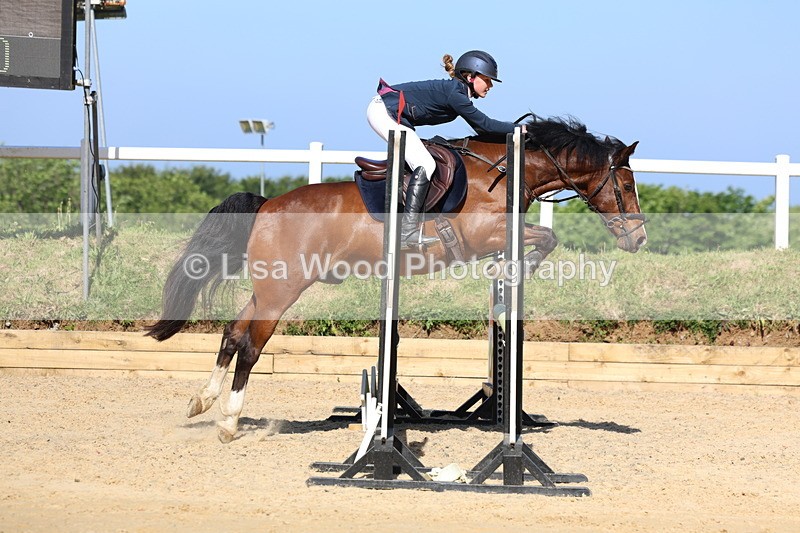 3E7A8985 - Class 4: Pony British Novice/80cm open