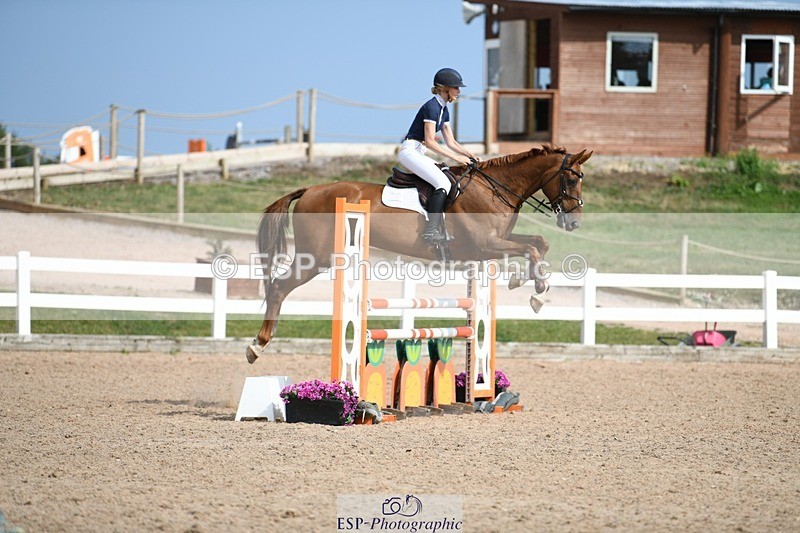 250725-162429-03906 - Cls 10 1.05m Amateur Quali