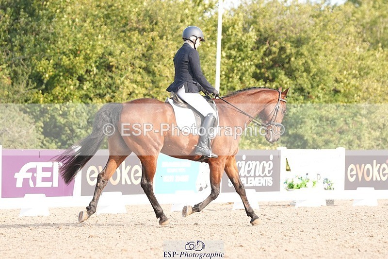 250817-085548-07406 - 146-Jean.BucklandCourt.Esquire