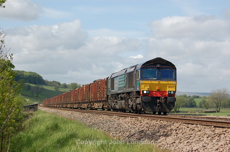 19.5.11 66421 6J37 Carlisle - Chirk, Helwith Bridge - Helwith Bridge