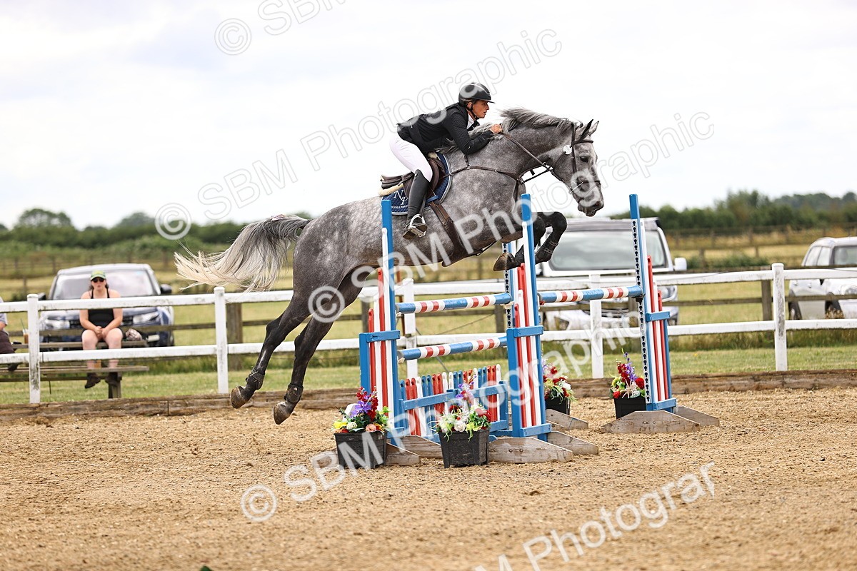 SBM_003394 - Class 22 - Senior Foxhunter 1.20m