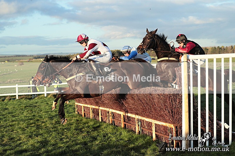 PtP 301125  0985 - Hursley Hambledon Point-to-Point Larkhill Racecourse 30/11/2025