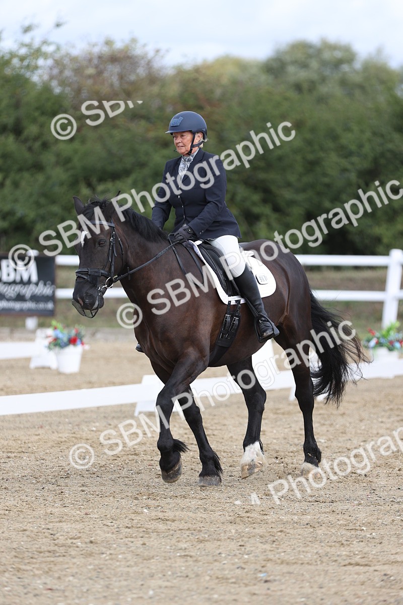 SBM_001425 - Class 2 - Intro 4 Champs - 10.56-11.44