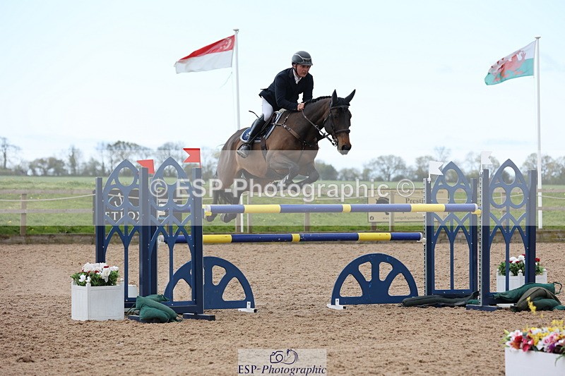 240419A-103838-06134 - Cls 2, 2 Star Small Tour 1.30m