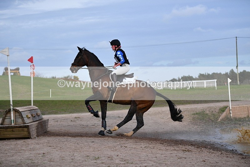 WJ5_0131 - Time 17:20 to 17:25