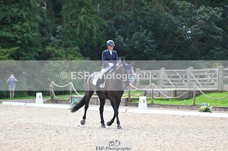 240809-134404-01639 - 230-Louise.Hutchinson-Shovern.Noire