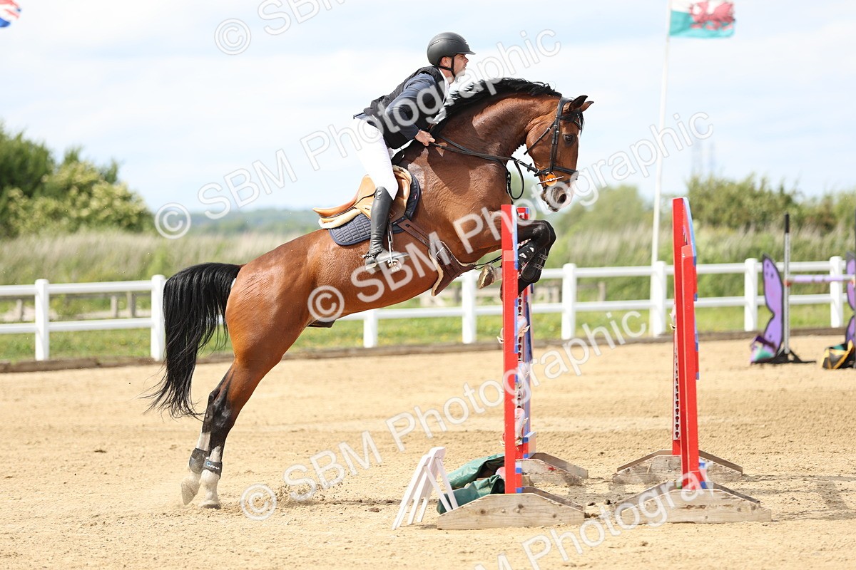 SBM_001267 - Class 5 - Senior Foxhunter - 1.20m