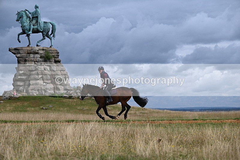 DSC_4471 - Time at Statue 09:50 to 11:09