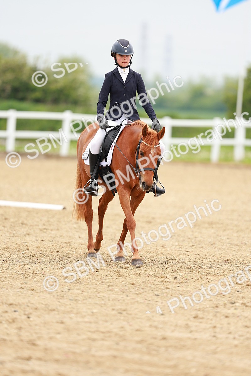 SBM_005214 - Class 16 - Novice 6
