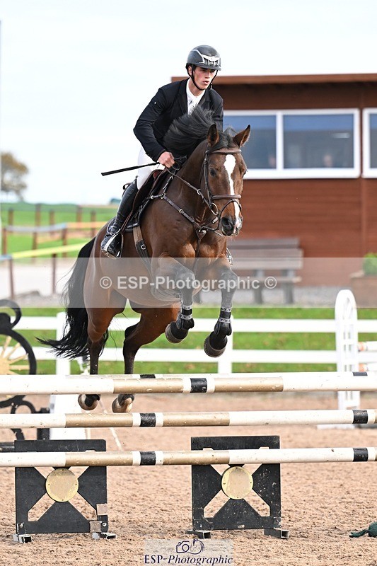 251022-132447-00535 - Cls 4 Snr Newcomers 1.10m