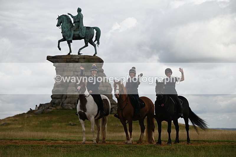 DSC_4177 - Time at Statue 09:50 to 11:09
