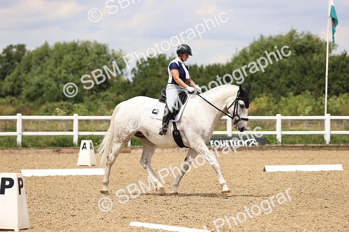 SBM_001325 - Class 4 - Novice 5
