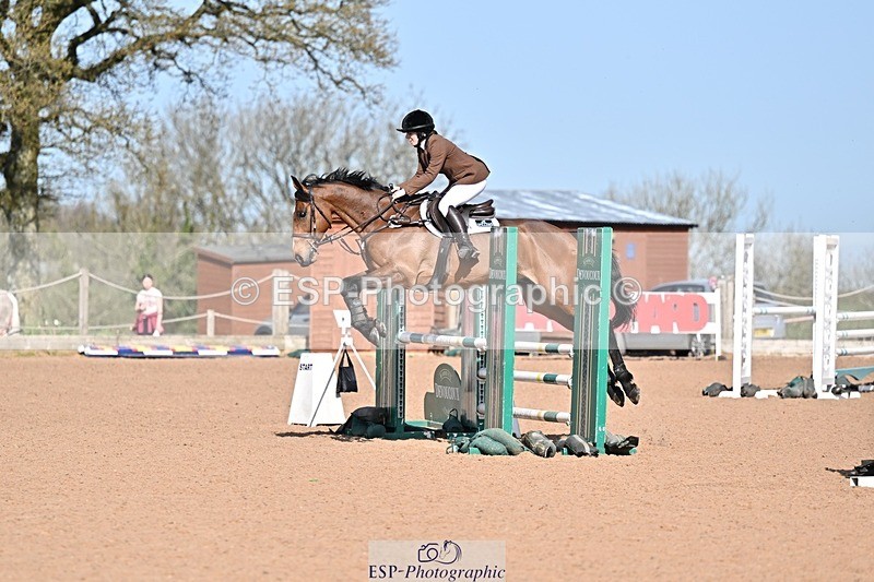 260408-103336-00183 - Cls 2 British Novice and 90cm