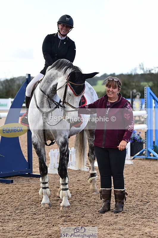 231014A-145316-05367 - Cls 15 1.05m Amateur Q 2nd R