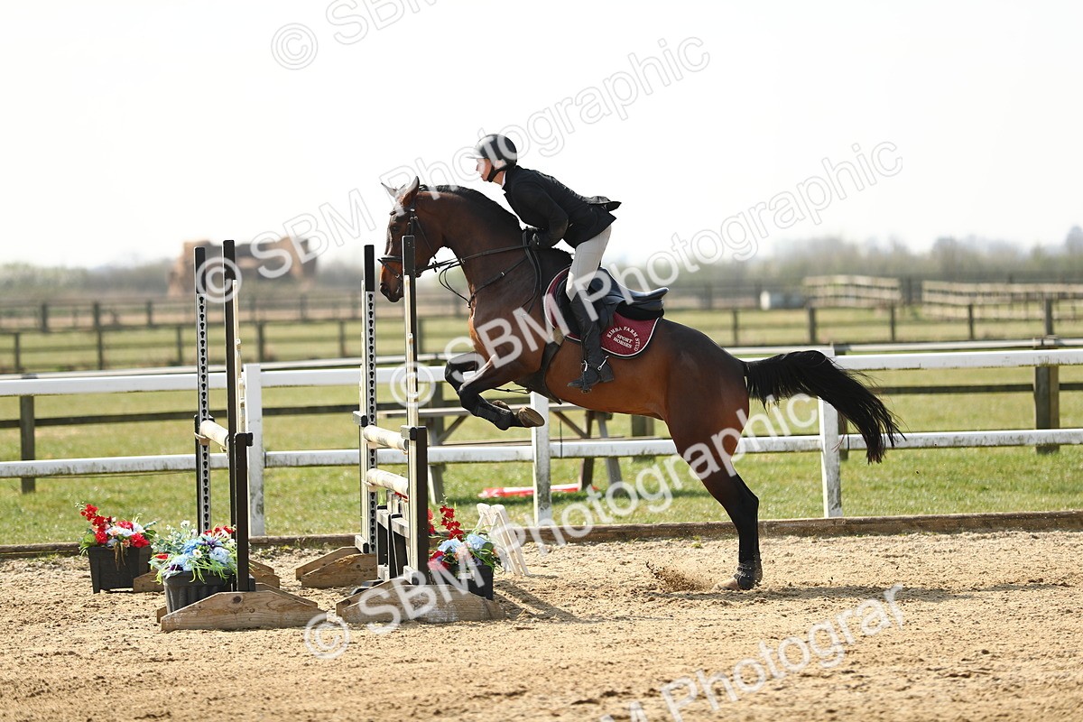 SBM_002313 - Class 9 - Senior Discovery - 1.00m