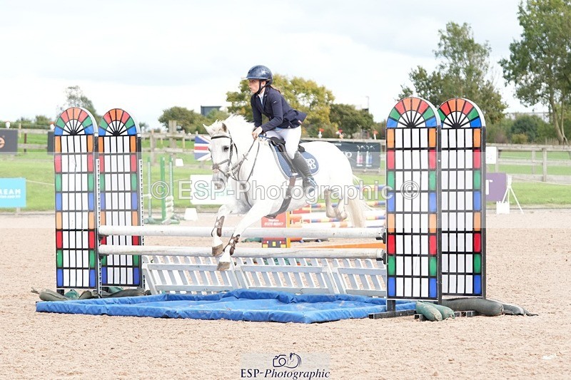 250921-150236-03771 - Cls 20 Pony 80cm Derby