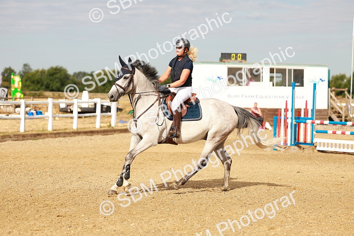 SBM_001933 - Class 8 - Clear Round