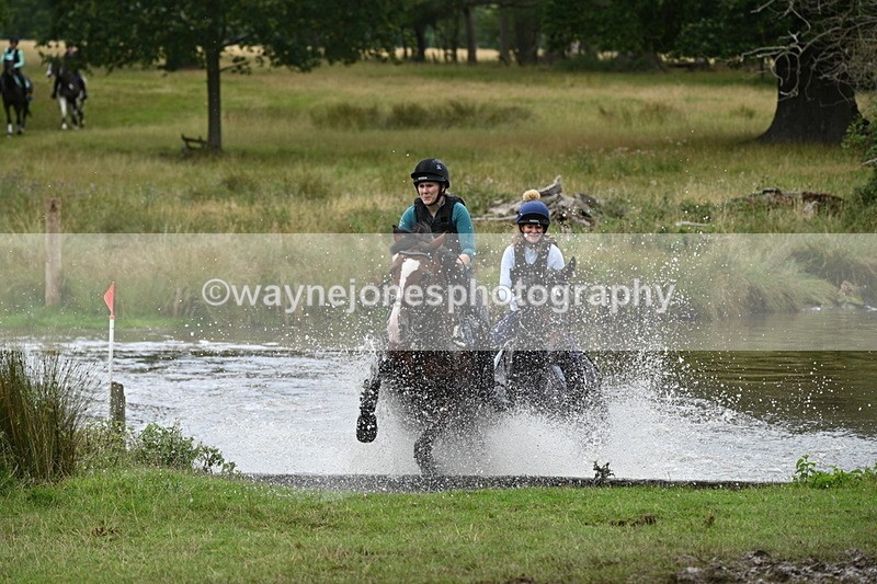 WJ7_3899 - Time at Water 12:52 to 13:22