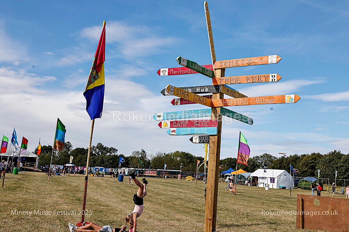 _MGL7343 - MINETY 2025