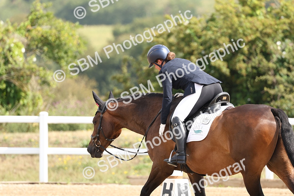 SBM_005736 - Class 6 - Novice 6 - 10.26-11.29