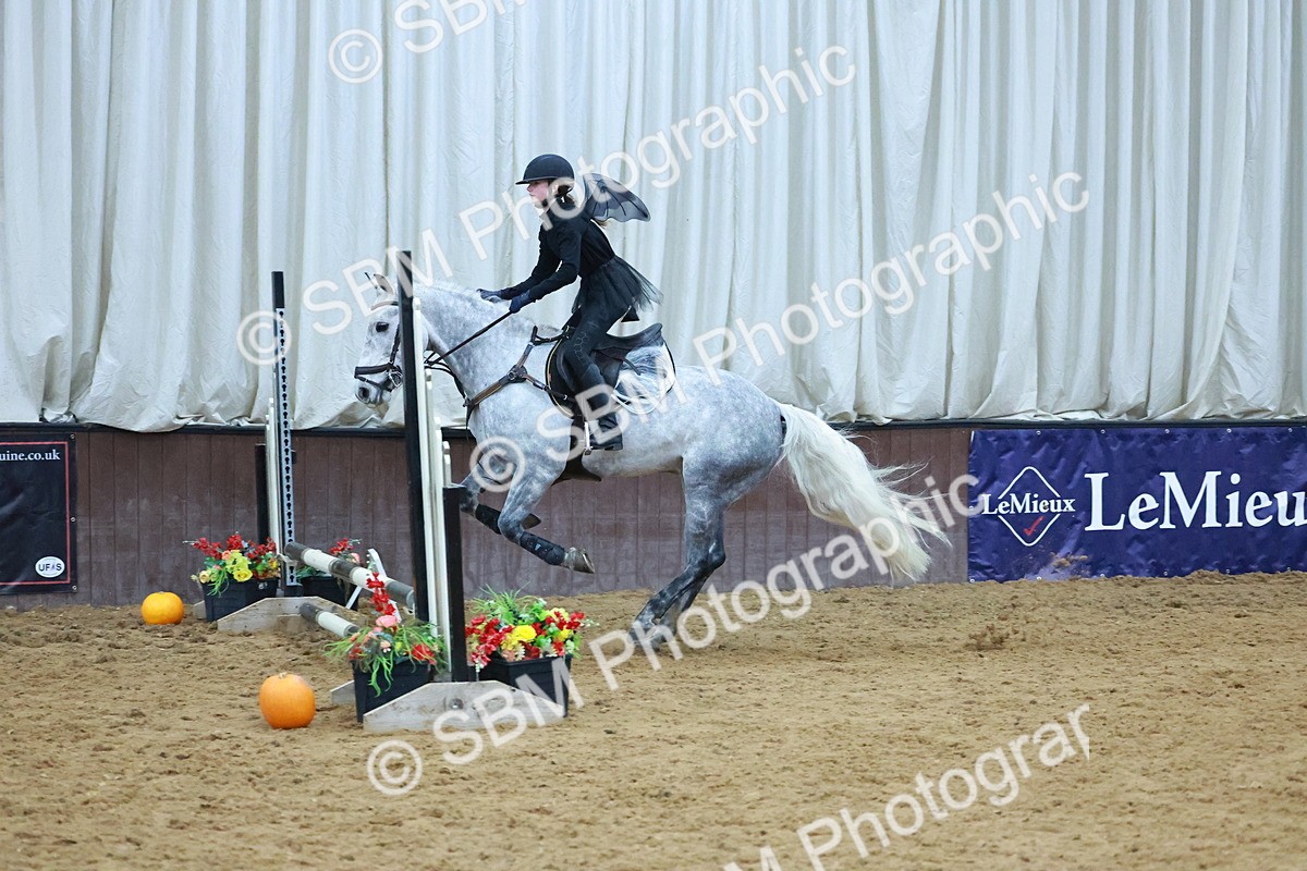 SBM_003667 - Class 4 - Pairs