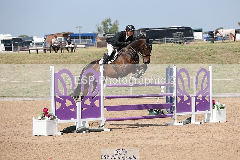 250725-144313-03408 - Cls 3 Snr Foxhunter