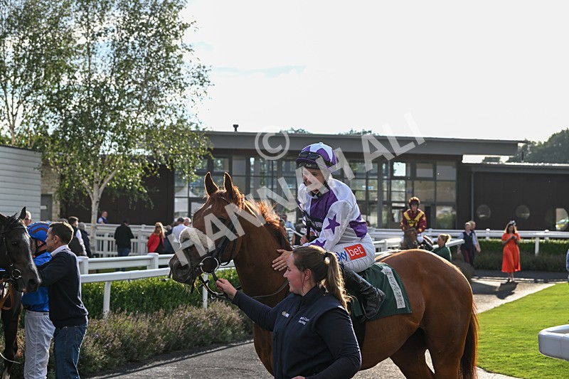 280824-Race 8-Fiscal Policy-5235 - Race 8