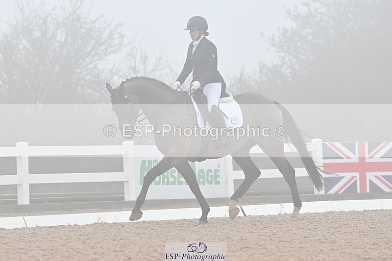 240217A-140202-03333 - 223-Victoria.Hamlyn-White-Kenzo.IV