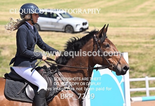 BPP_7209 - CLASS 14 FRI Nupafeeds Senior Dicovery/1m open