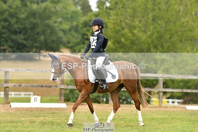 250820A-110916-04898 - 11am to 12