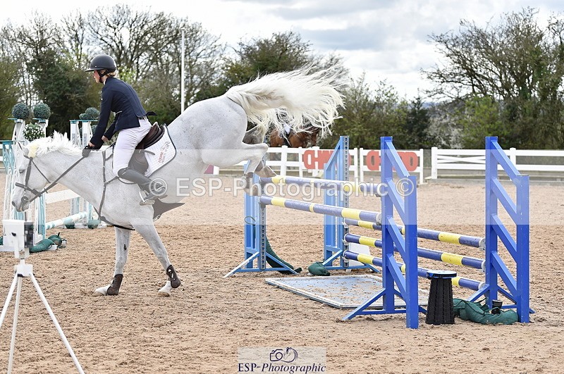 240403A-154038-01020 - Cls 5 Foxhunter and 1.20m Open