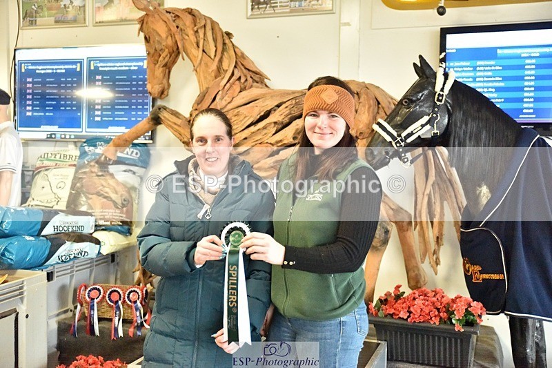 250214-130556-00323 - Freestyle Medium Silver Presentation