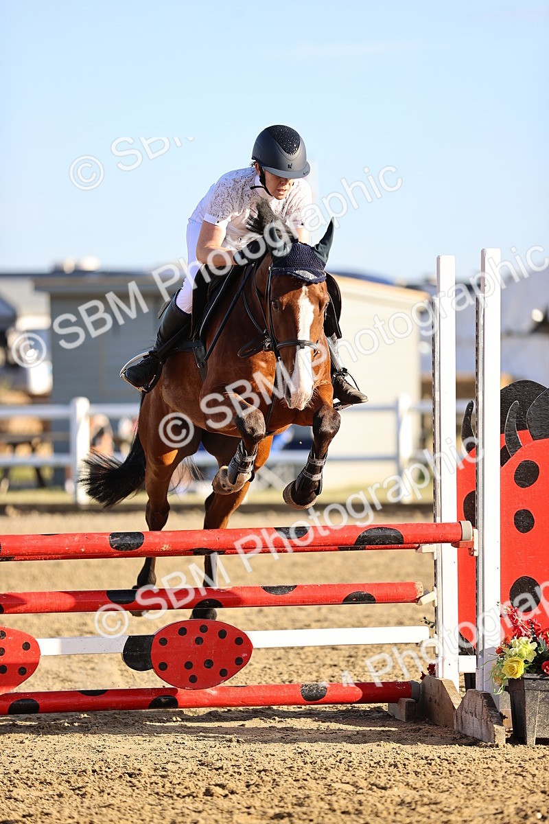 SBM_012432 - Class 12 - Senior British Novice - 90cm Open