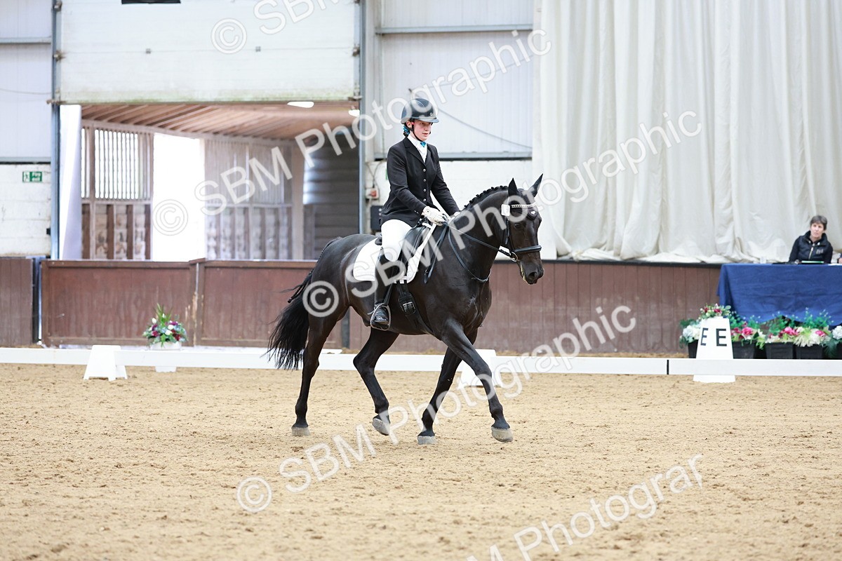 SBM_009922 - Class 6b - Novice 6 - 12.40-13.43