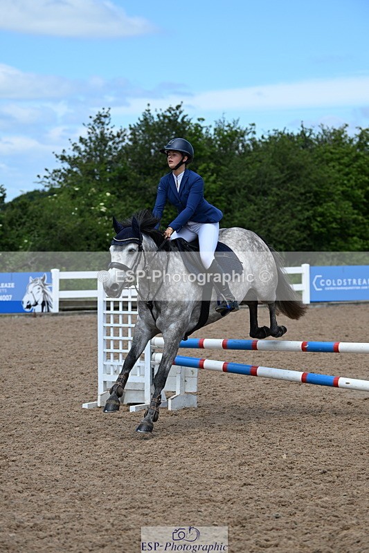 240609A-120201-04395 - Cls 23 Pony Intro 70cm