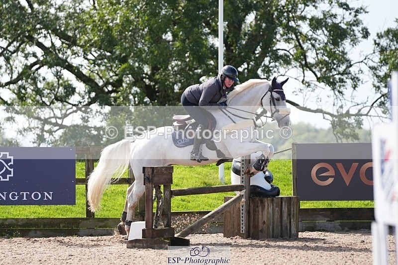 250913-134353-07233 - Cls 17 Chard 1.10m Speed Derby