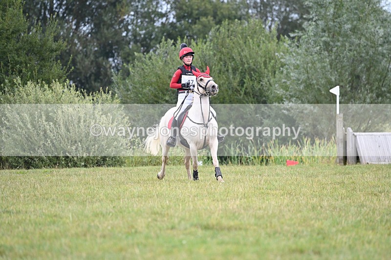 WJ6_3197 - 80cm XC Time 15:45 to 16:02