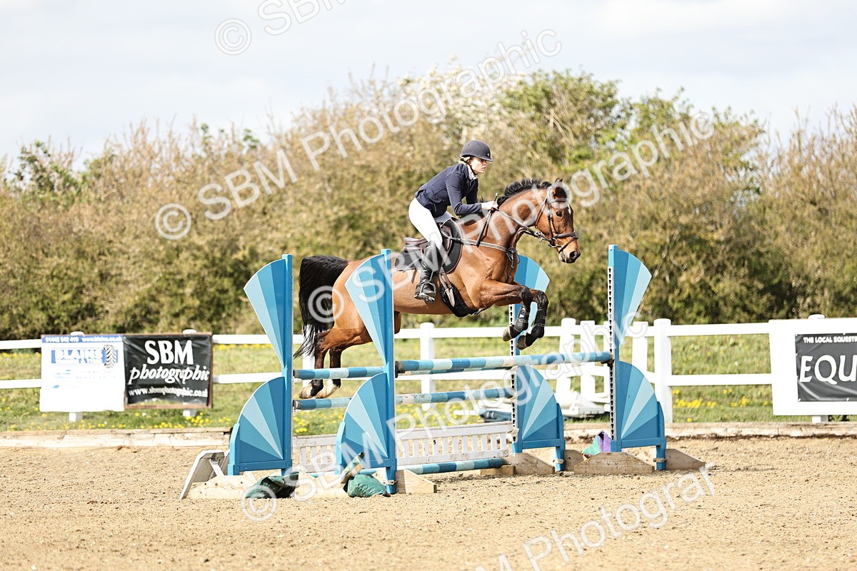 SBM_001228 - Class 4 - Senior Newcomers - 1.10m