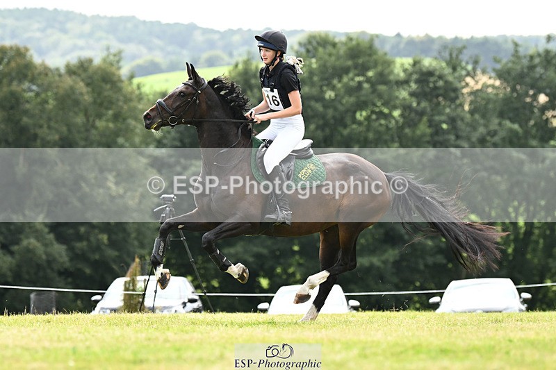 240825X-153250-36502 - 80cm XC 15.30 to 16.30